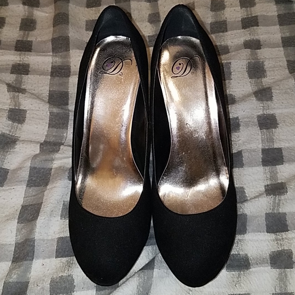 Black velvety heels
